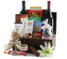 Best Romantic Gift Baskets for Couples